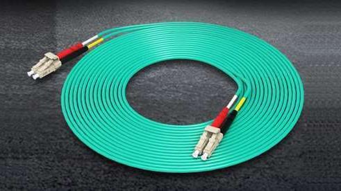 鄂尔多斯市因为光纤跳线品质 选用欧孚OM3万兆光纤跳线