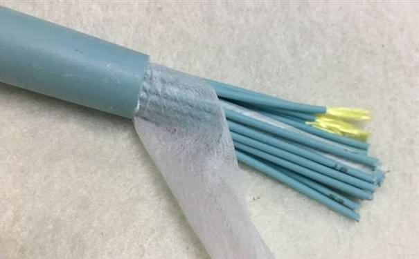 焦作市欧孚光缆厂家：室内光缆和室外光缆的区别